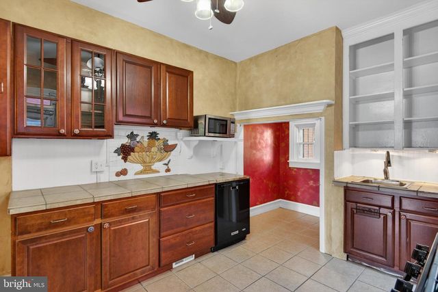 22 N PINE ST, Lancaster, PA 17603