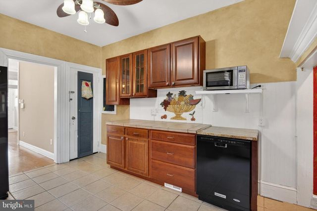 22 N PINE ST, Lancaster, PA 17603