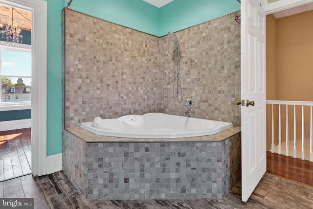 22 N PINE ST, Lancaster, PA 17603