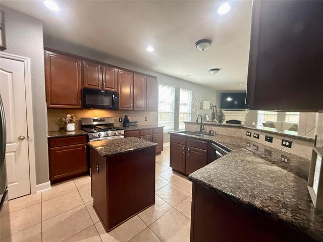 31310 Evergreen Park Lane, Conroe, TX 77385