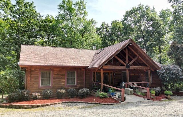 287 Vaughn Road, Glenwood, AR 71943