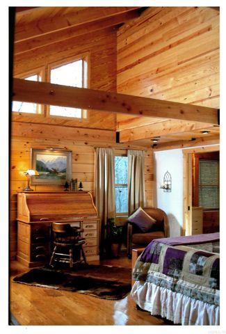 287 Vaughn Road, Glenwood, AR 71943