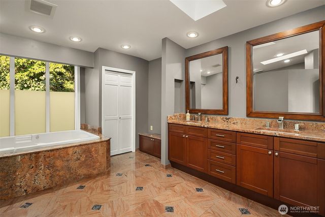 7723 168th Place SW, Edmonds, WA 98026