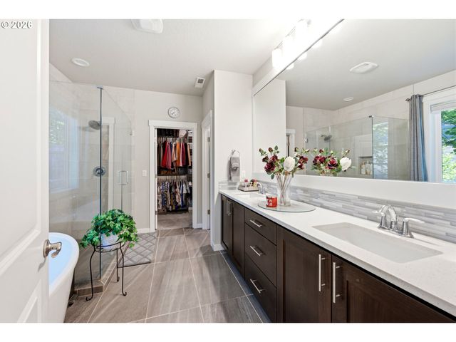 17703 Ne 32ND St, Vancouver, WA 98682