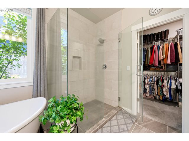 17703 Ne 32ND St, Vancouver, WA 98682