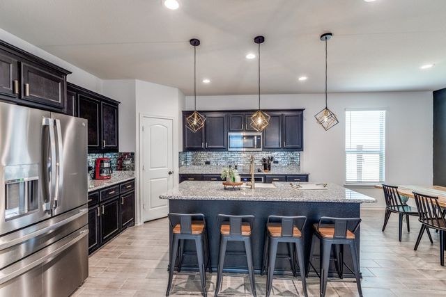 617 Presidio Street, Aubrey, TX 76227