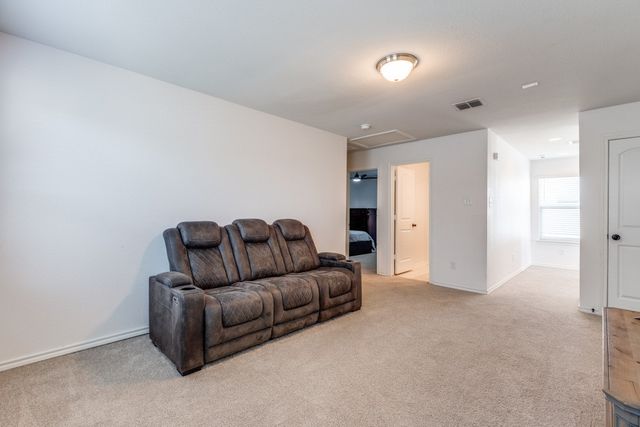 617 Presidio Street, Aubrey, TX 76227