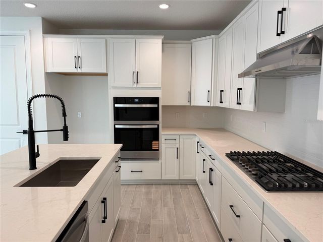 6 HUXLEY AVENUE, Palm Coast, FL 32164