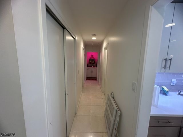 9 Holly Rd, Woodbridge Twp., NJ 08830