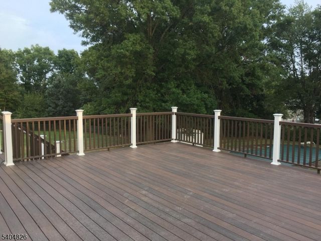 9 Holly Rd, Woodbridge Twp., NJ 08830