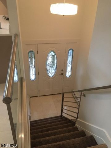 9 Holly Rd, Woodbridge Twp., NJ 08830