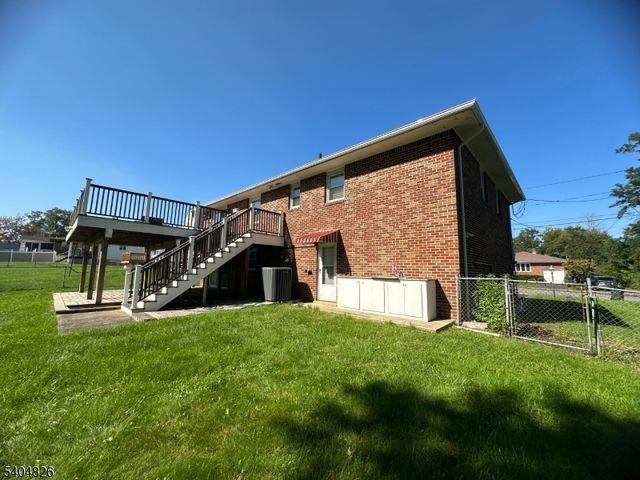 9 Holly Rd, Woodbridge Twp., NJ 08830