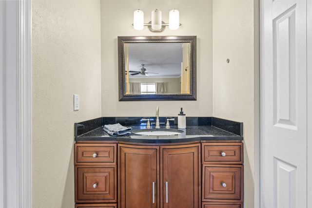 6300 S Falls Circle Drive 311, Lauderhill, FL 33319