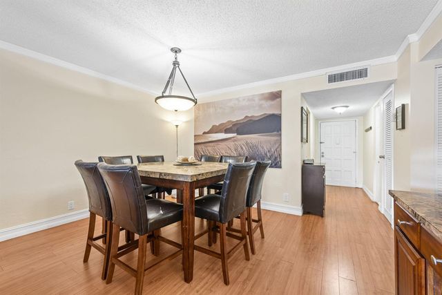 6300 S Falls Circle Drive 311, Lauderhill, FL 33319