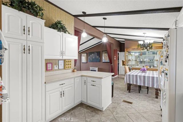 1371 Bishop, Hemet, CA 92545
