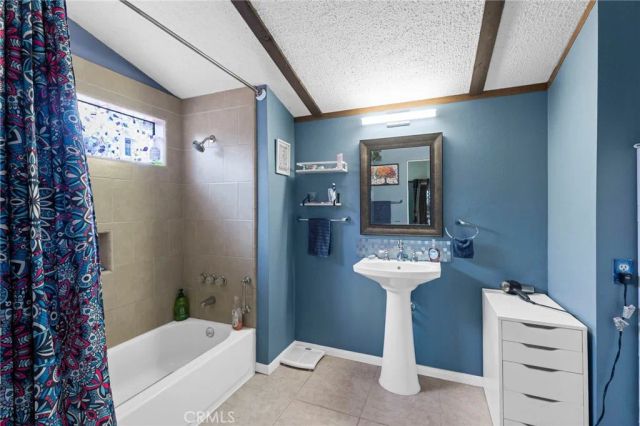 1371 Bishop, Hemet, CA 92545