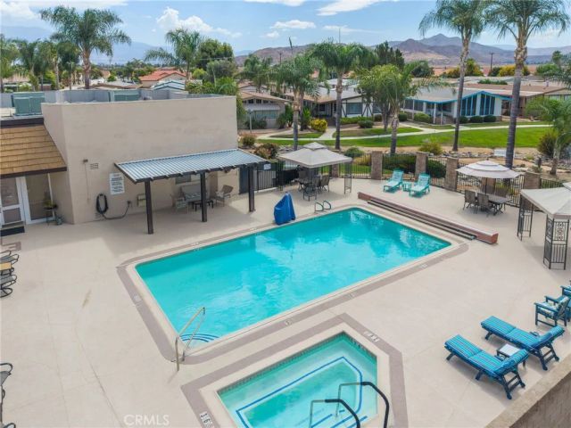1371 Bishop, Hemet, CA 92545