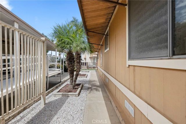 1371 Bishop, Hemet, CA 92545