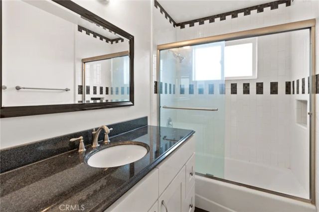 1429 E Lomita, Orange, CA 92867