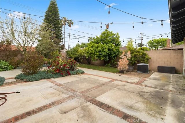 1429 E Lomita, Orange, CA 92867
