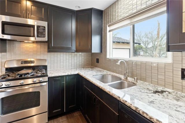 1429 E Lomita, Orange, CA 92867