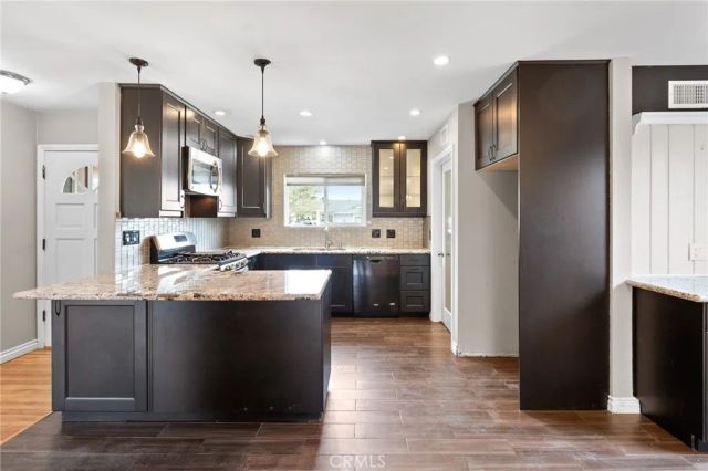 1429 E Lomita, Orange, CA 92867
