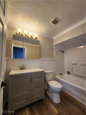 2335 Allison, University Heights, OH 44118