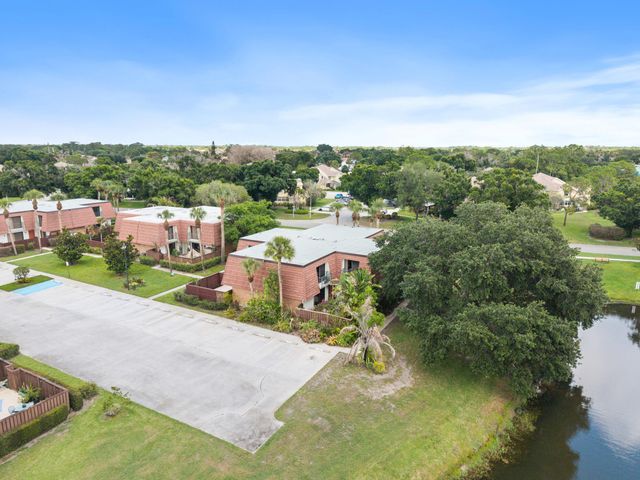 3573 SW Sunset Trace Circle, Palm City, FL 34990