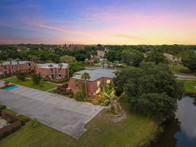 3573 SW Sunset Trace Circle, Palm City, FL 34990