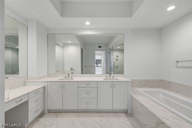 1135 3rd AVE S 318, Naples, FL 34102