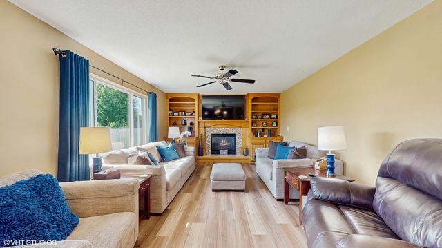 495 SE Meadowlark Lane, Waukee, IA 50263