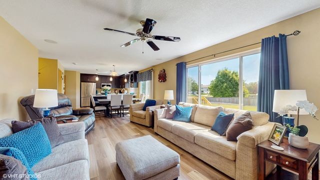 495 SE Meadowlark Lane, Waukee, IA 50263