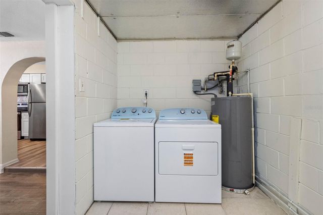 1740 W WALNUT STREET, Tampa, FL 33607