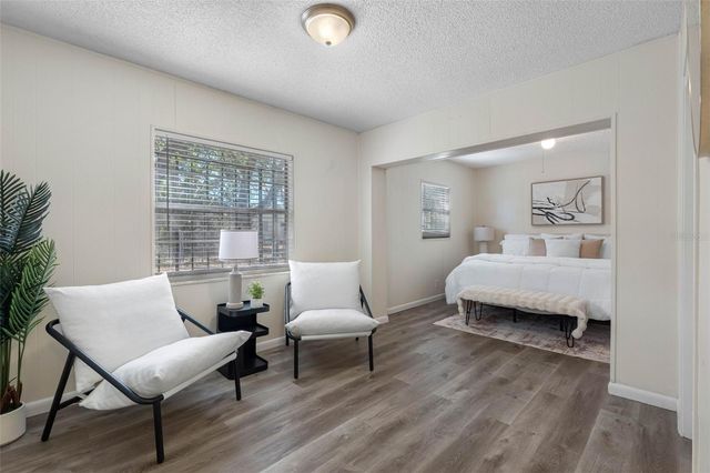 1740 W WALNUT STREET, Tampa, FL 33607