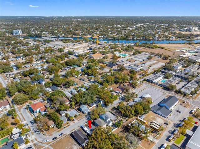 1740 W WALNUT STREET, Tampa, FL 33607