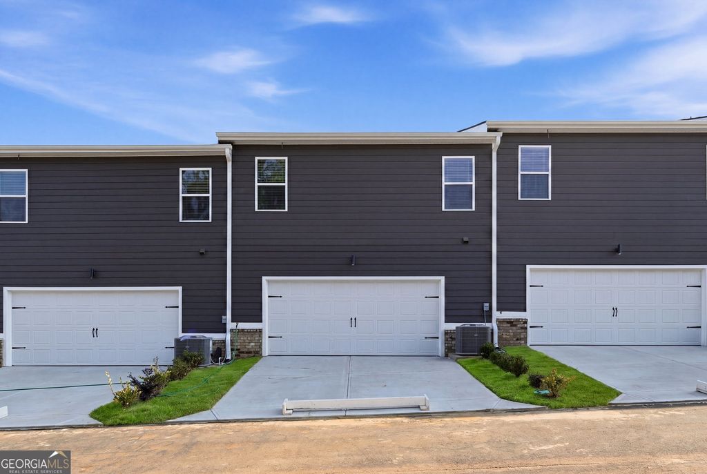 3637 PARKWAY JAMES Drive, Snellville, GA 30039 — photo 4