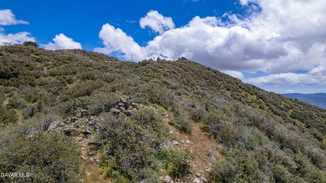 23491 El Rancho Drive, Tehachapi, CA 93561