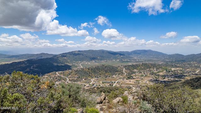 23491 El Rancho Drive, Tehachapi, CA 93561