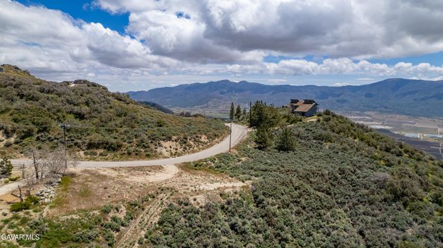 23491 El Rancho Drive, Tehachapi, CA 93561