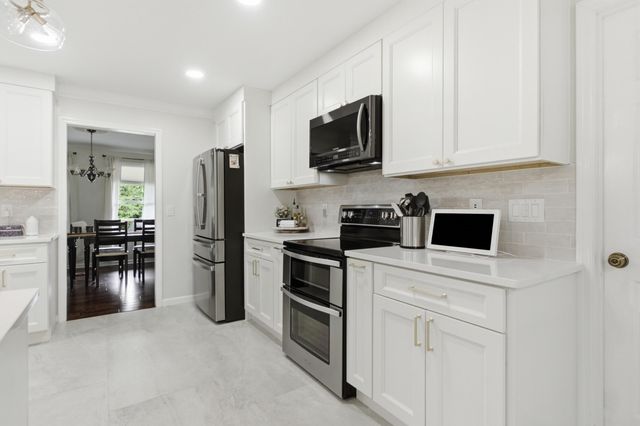 7914 Mahan Gap Road, Ooltewah, TN 37363