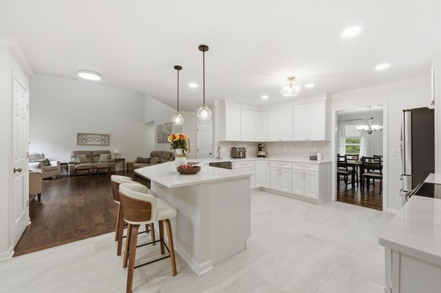 7914 Mahan Gap Road, Ooltewah, TN 37363