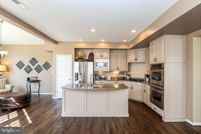 42469 REDSTONE TER, Brambleton, VA 20148