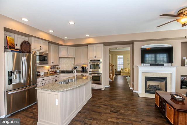 42469 REDSTONE TER, Brambleton, VA 20148