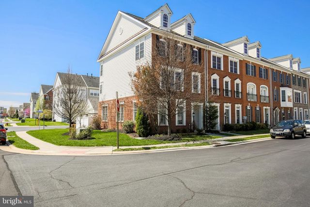 42469 REDSTONE TER, Brambleton, VA 20148