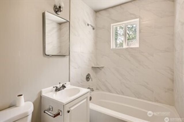 600 Wildwood Boulevard SW, Issaquah, WA 98027