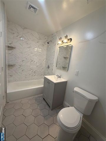 231 Market Street 401, Paterson, NJ 07505