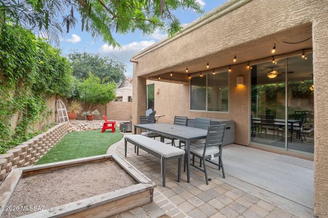 2256 E Stone Stable Drive, Oro Valley, AZ 85737