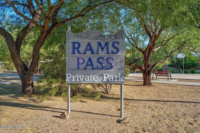 2256 E Stone Stable Drive, Oro Valley, AZ 85737