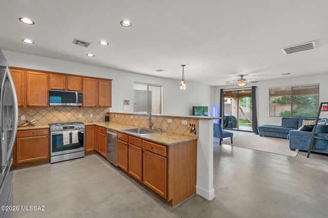 2256 E Stone Stable Drive, Oro Valley, AZ 85737