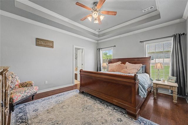 985 Aylesbury Lane, Cave Springs, AR 72718